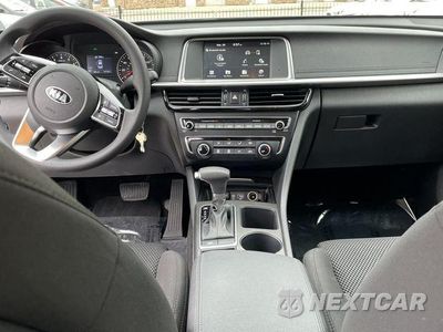 Zdjęcie 9 z 15 samochodu: 2019 KIA OPTIMA LX VIN:XXXGT4L32KG356180 - miniatura