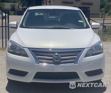 Drugie zdjęcie samochodu z przodu: 2014 NISSAN SENTRA S VIN:3N1AB7APXEL665813 - miniatura