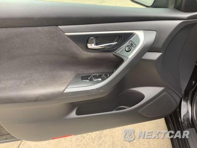 Zdjęcie 34 z 48 samochodu: 2013 NISSAN ALTIMA 2.5 VIN:1N4AL3APXDN420808 - miniatura