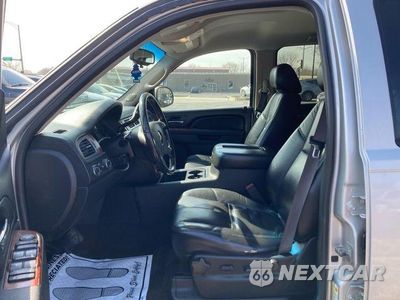 Zdjęcie 11 z 18 samochodu: 2011 CHEVROLET TAHOE K1500 LT VIN:1GNSKBE03BR157762 - miniatura
