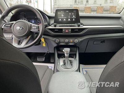 Zdjęcie 9 z 15 samochodu: 2020 KIA FORTE FE VIN:3KPF24AD8LE142816 - miniatura