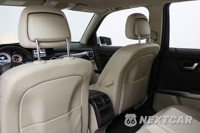 Zdjęcie 26 z 49 samochodu: 2015 MERCEDES-BENZ GLK 350 VIN:WDCGG5HB7FG339653 - miniatura