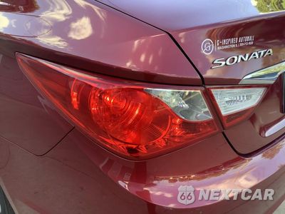 Zdjęcie 13 z 45 samochodu: 2011 HYUNDAI SONATA GLS VIN:5NPEB4AC7BH065417 - miniatura