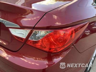 Zdjęcie 14 z 45 samochodu: 2011 HYUNDAI SONATA GLS VIN:5NPEB4AC7BH065417 - miniatura