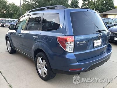Piąte zdjęcie samochodu w środku: 2010 SUBARU FORESTER 2.5X PREMIUM VIN:JF2SH6CC9AH767862 - miniatura