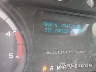 Zdjęcie 8 z 10 samochodu: 2012 FORD F550 SUPER DUTY VIN:1FDUF5HTXCEC08630 - miniatura