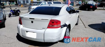 Czwarte zdjęcie samochodu z boku: 2010 DODGE AVENGER SXT VIN:1B3CC4FB9AN106232 - miniatura