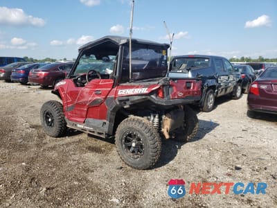 Trzecie zdjęcie samochodu z tyłu: 2020 POLARIS GENERAL 1000 DELUXE RIDE COMMAND VIN:3NSGAJ99XLH202923 - miniatura