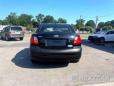 Zdjęcie 9 z 14 samochodu: 2007 KIA RIO BASE VIN:KNADE123X76199482 - miniatura