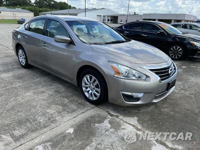 Czwarte zdjęcie samochodu z boku: 2014 NISSAN ALTIMA 2.5 VIN:1N4AL3AP0EC118618 - miniatura