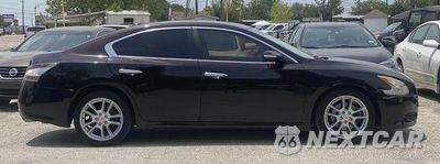 Czwarte zdjęcie samochodu z boku: 2014 NISSAN MAXIMA S VIN:1N4AA5AP5EC464908 - miniatura