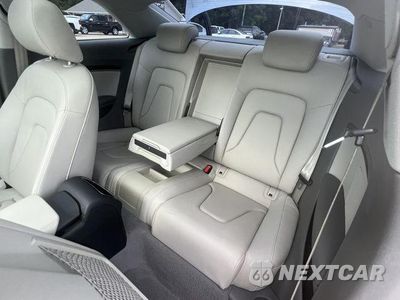 Zdjęcie 7 z 13 samochodu: 2011 AUDI A5 PREMIUM VIN:WAUCFAFR7BA011952 - miniatura
