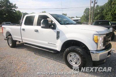 Czwarte zdjęcie samochodu z boku: 2017 FORD F250 SUPER DUTY VIN:1FT7W2BT9HEF45712 - miniatura