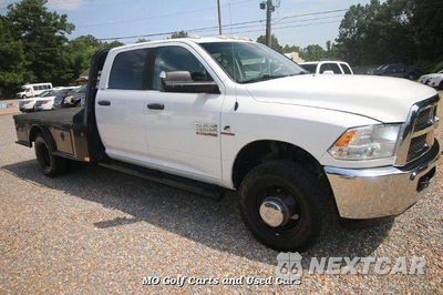 Czwarte zdjęcie samochodu z boku: 2015 RAM 3500 VIN:3C7WRTCL3FG707205 - miniatura