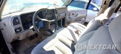 Zdjęcie 8 z 12 samochodu: 1999 GMC SUBURBAN K2500 VIN:3GKGK26R4XG505804 - miniatura