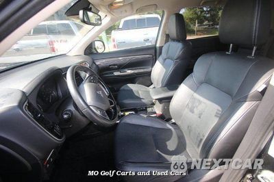 Zdjęcie 11 z 13 samochodu: 2020 MITSUBISHI OUTLANDER SE VIN:JA4AD3A35LZ021133 - miniatura
