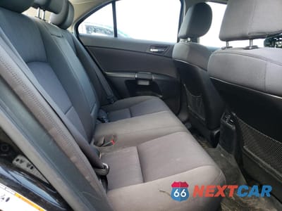 Zdjęcie 6 z 10 samochodu: 2011 SUZUKI KIZASHI SE VIN:JS2RE9A34B6110903 - miniatura