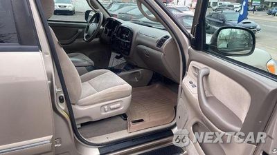 Zdjęcie 14 z 19 samochodu: 2006 TOYOTA SEQUOIA SR5 VIN:5TDBT44A06S274783 - miniatura