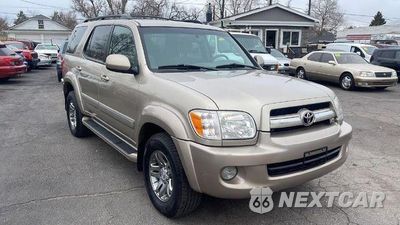 Trzecie zdjęcie samochodu z tyłu: 2006 TOYOTA SEQUOIA SR5 VIN:5TDBT44A06S274783 - miniatura