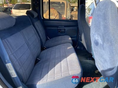 Zdjęcie 13 z 16 samochodu: 1997 FORD EXPLORER VIN:1FMDU34X8VZB22571 - miniatura