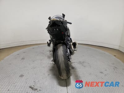 Czwarte zdjęcie samochodu z boku: 2022 KAWASAKI ZX636 K VIN:JKBZXJH13NA013449 - miniatura