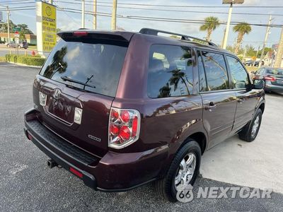 Czwarte zdjęcie samochodu z boku: 2008 HONDA PILOT EX VIN:5FNYF18418B056024 - miniatura