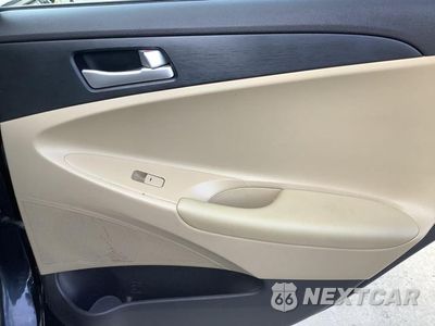 Zdjęcie 34 z 52 samochodu: 2011 HYUNDAI SONATA GLS VIN:5NPEB4AC1BH147384 - miniatura