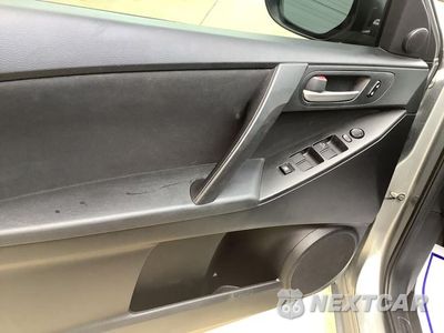 Zdjęcie 37 z 44 samochodu: 2010 MAZDA 3 I VIN:JM1BL1SF3A1354596 - miniatura