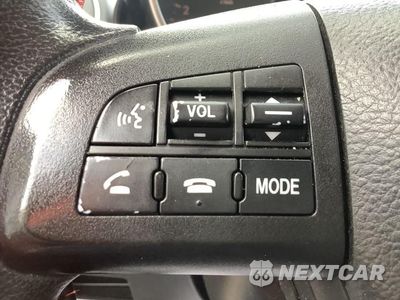 Zdjęcie 43 z 44 samochodu: 2010 MAZDA 3 I VIN:JM1BL1SF3A1354596 - miniatura