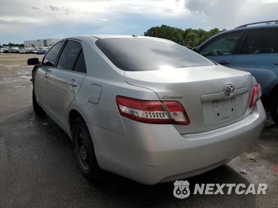 Trzecie zdjęcie samochodu z tyłu: 2011 TOYOTA CAMRY BASE VIN:4T1BF3EK9BU155155 - miniatura