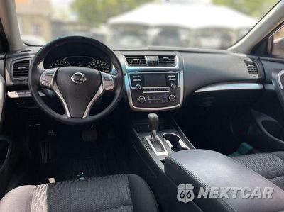 Zdjęcie 10 z 21 samochodu: 2017 NISSAN ALTIMA 2.5 VIN:1N4AL3AP2HN305996 - miniatura