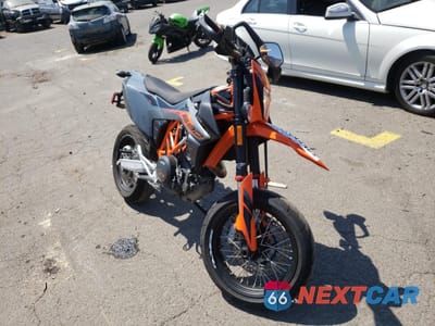 2022 KTM 690 SMC R VBKLSV408NM724709 - główne zdjęcie licytacji z USA - miniatura