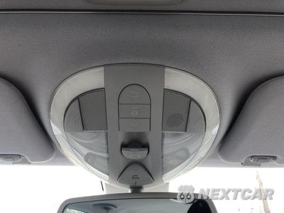 Zdjęcie 19 z 30 samochodu: 2003 MERCEDES-BENZ E 500 VIN:WDBUF70J53A210088 - miniatura