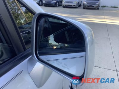 Zdjęcie 15 z 48 samochodu: 2007 NISSAN VERSA S VIN:3N1BC13E97L420076 - miniatura