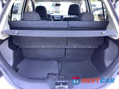 Zdjęcie 14 z 48 samochodu: 2007 NISSAN VERSA S VIN:3N1BC13E97L420076 - miniatura