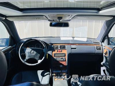 Zdjęcie 26 z 37 samochodu: 1998 MERCEDES-BENZ E 430 VIN:WDBJF70F8WA631158 - miniatura