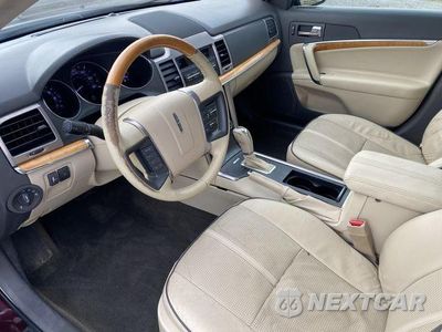 Zdjęcie 10 z 15 samochodu: 2011 LINCOLN MKZ VIN:3LNHL2JC2BR766969 - miniatura