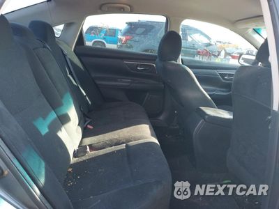 Zdjęcie 6 z 10 samochodu: 2015 NISSAN ALTIMA 2.5 VIN:1N4AL3AP8FN384863 - miniatura