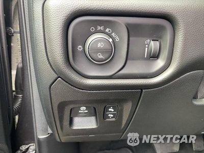 Zdjęcie 16 z 18 samochodu: 2021 RAM 1500 BIG HORN/LONE STAR VIN:1C6SRFBT7MN786789 - miniatura