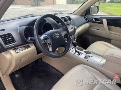 Zdjęcie 16 z 20 samochodu: 2012 TOYOTA HIGHLANDER BASE VIN:5TDZA3EH8CS024617 - miniatura