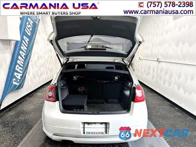 Zdjęcie 9 z 30 samochodu: 2007 VOLKSWAGEN NEW GTI VIN:WVWEV71K67W099107 - miniatura