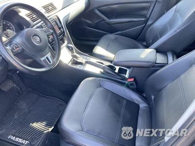 Zdjęcie 8 z 11 samochodu: 2013 VOLKSWAGEN PASSAT SE VIN:1VWBH7A34DC021437 - miniatura