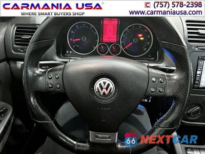 Zdjęcie 19 z 30 samochodu: 2007 VOLKSWAGEN NEW GTI VIN:WVWEV71K67W099107 - miniatura