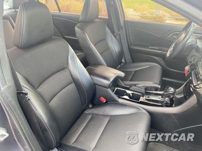 Zdjęcie 10 z 14 samochodu: 2016 HONDA ACCORD SPORT VIN:1HGCR2F5XGA058494 - miniatura