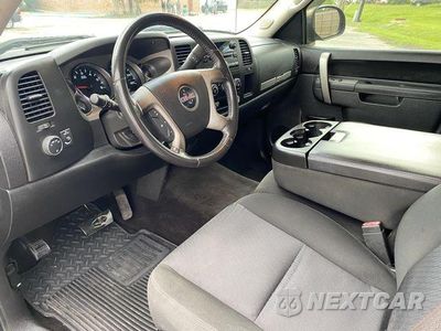 Zdjęcie 10 z 12 samochodu: 2010 GMC SIERRA C1500 SLE VIN:3GTRCVE07AG269078 - miniatura
