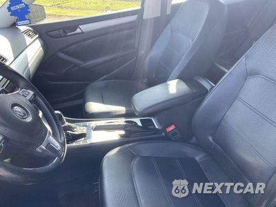 Zdjęcie 9 z 11 samochodu: 2013 VOLKSWAGEN PASSAT SE VIN:1VWBH7A34DC021437 - miniatura