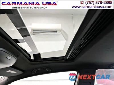 Zdjęcie 12 z 30 samochodu: 2007 VOLKSWAGEN NEW GTI VIN:WVWEV71K67W099107 - miniatura