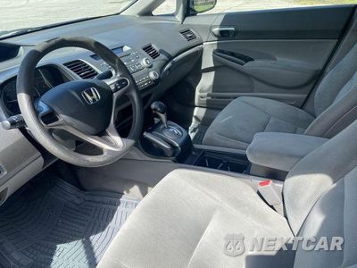 Zdjęcie 7 z 10 samochodu: 2009 HONDA CIVIC LX VIN:2HGFA16589H543400 - miniatura