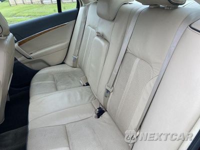 Zdjęcie 13 z 15 samochodu: 2011 LINCOLN MKZ VIN:3LNHL2JC2BR766969 - miniatura