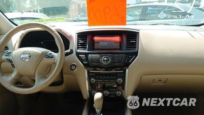 Zdjęcie 9 z 14 samochodu: 2013 NISSAN PATHFINDER S VIN:5N1AR2MN9DC631874 - miniatura